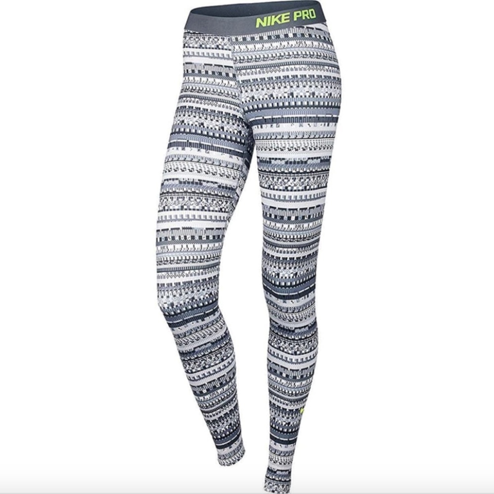 Nike Pro Warm 8 Bit Printed Tights size S